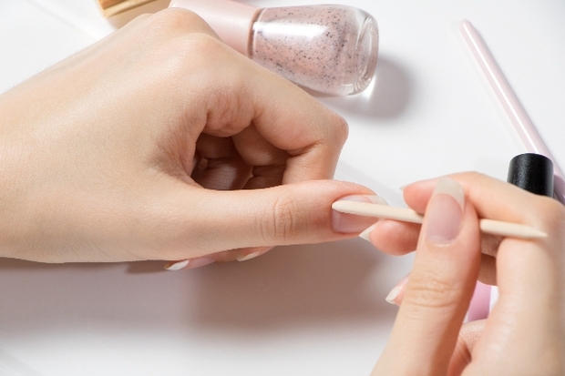 How to achieve the 'no-nicure' according to Mavala's nail expert