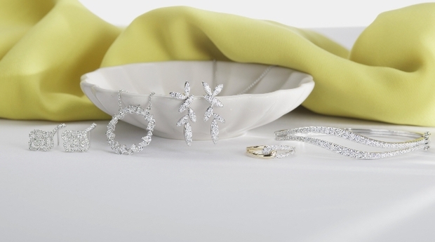 Beaverbrooks jewellers in Exeter and Swindon announces Boxing Day closure