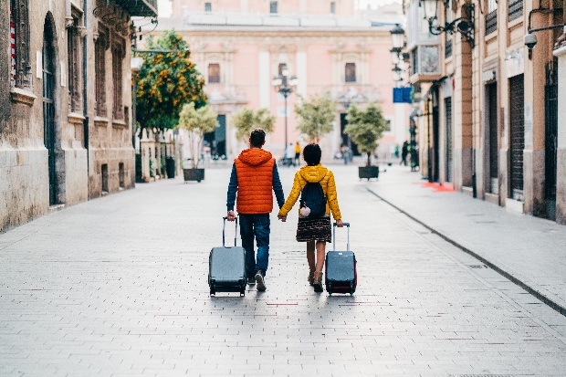 Fly away with me - romantic city escapes